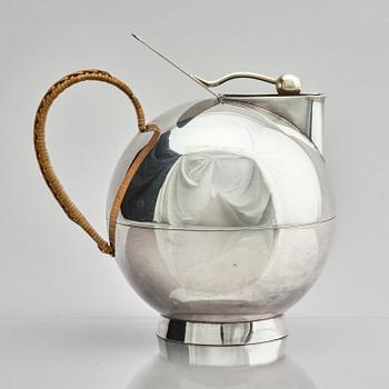 Sylvia Stave, a silver plated jug model 3470, C.G. Hallberg, Stockholm, 1930s.