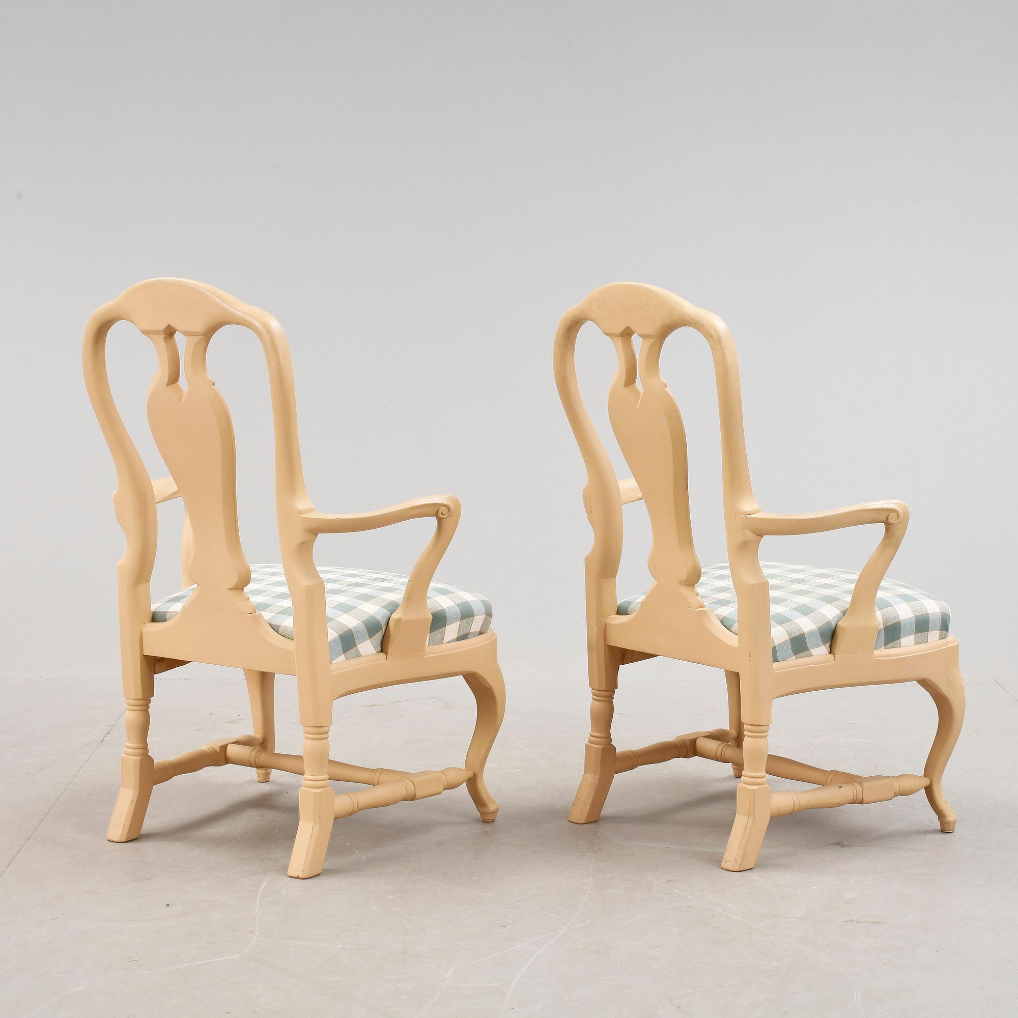 KARMSTOLAR, ett par, senbarockstil, 1900-talets mitt.