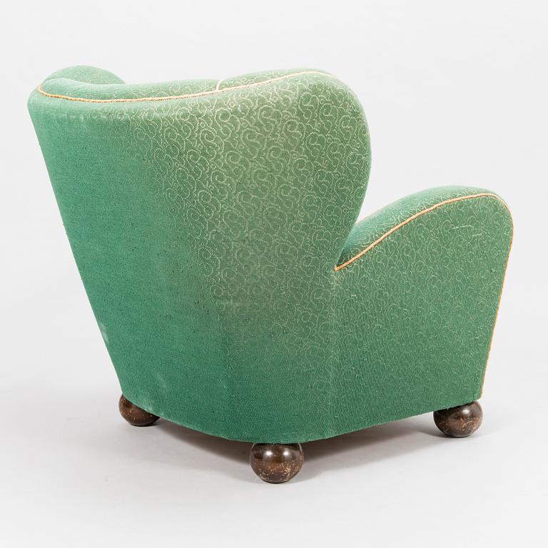 MÄRTA BLOMSTEDT, an 'Aulanko-model' armchair. Designed in 1939.