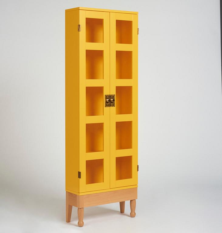 Mats Theselius, a "National Geographic" cabinet, Källemo, Värnamo post 1990.