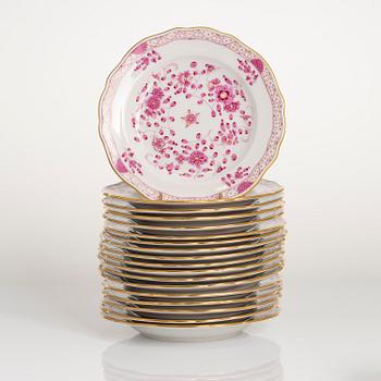 MAT- OCH KAFFESERVIS, 77 delar, porslin, Meissen, "Indische malerei", 1900-talets andra hälft.