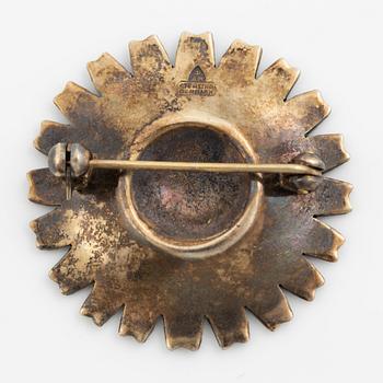 Brosch, förgyllt silver och emalj, "daisy", A. Michelsen, Danmark.