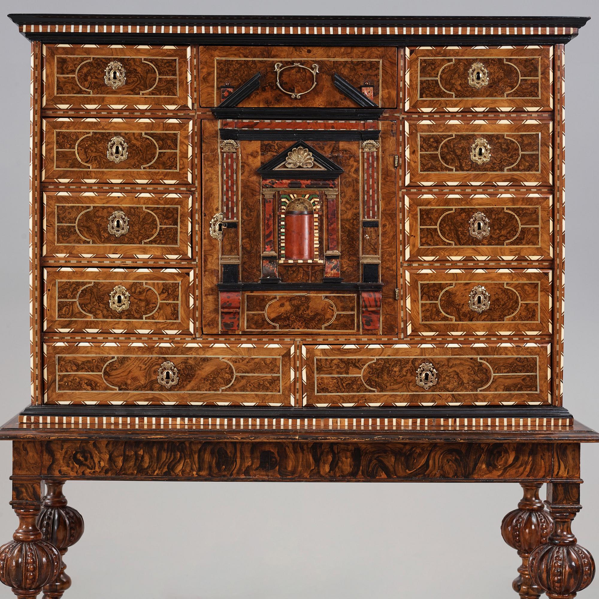 KABINETTSKÅP, barock, 1600-talets slut.