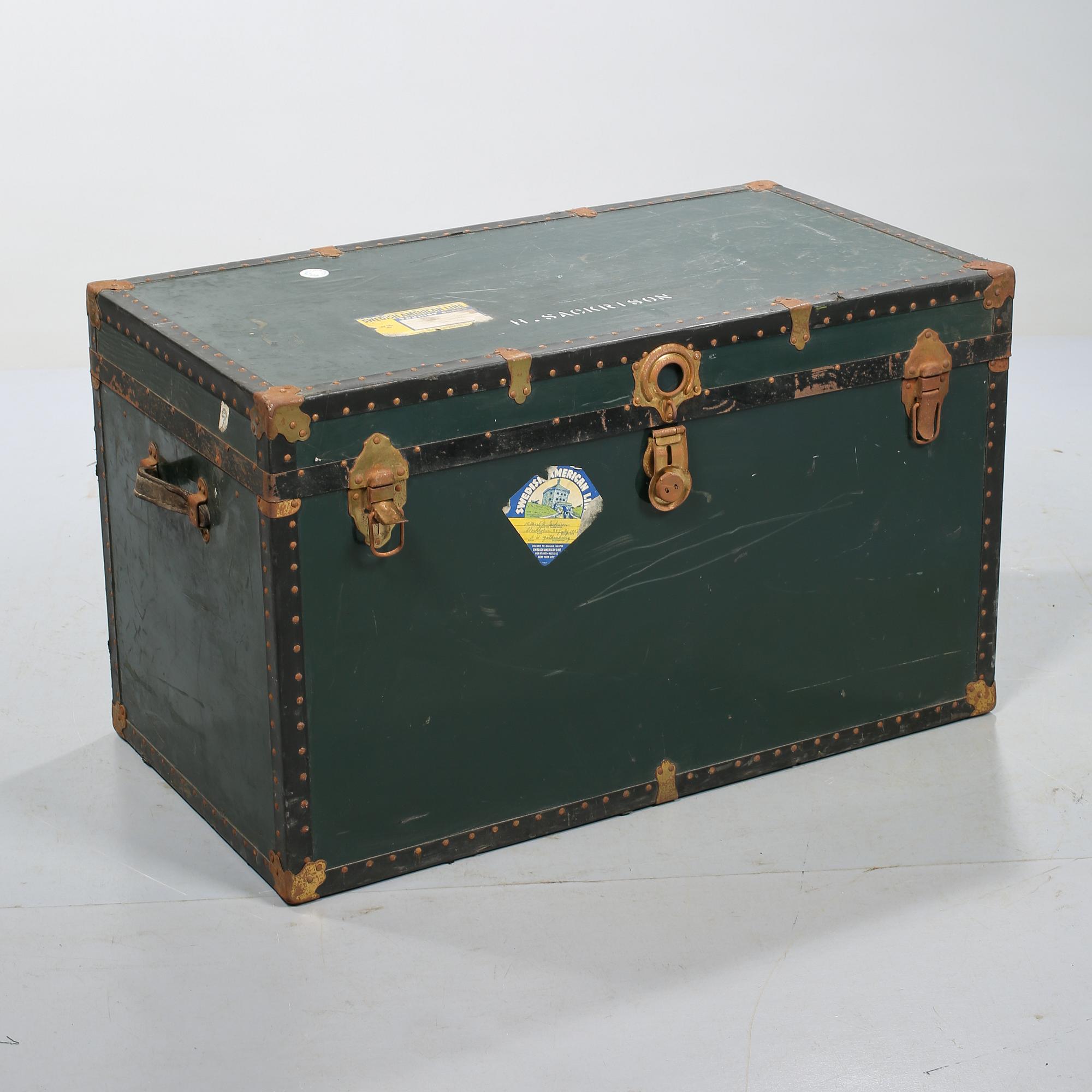 KOFFERT, 1900-talets första hälft.