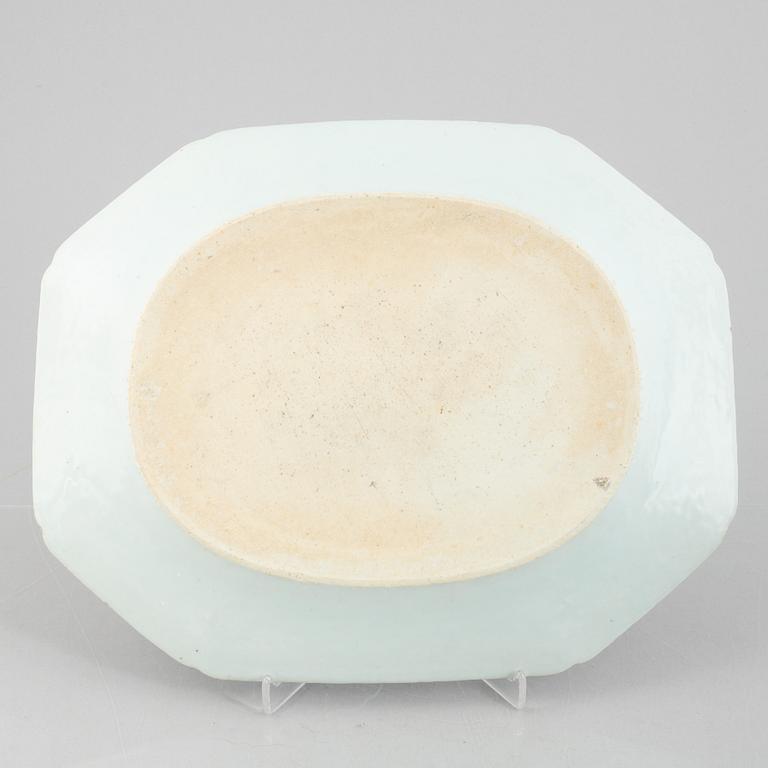 Seven export porcelain serving dishes, China, Jiaqing (1796-1820),.