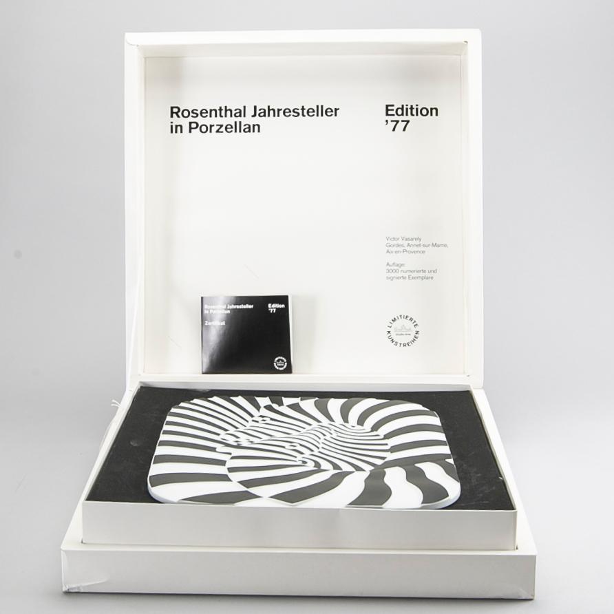 VICTOR VASARELY, Rosenthal, Edition-77, porcelaine.