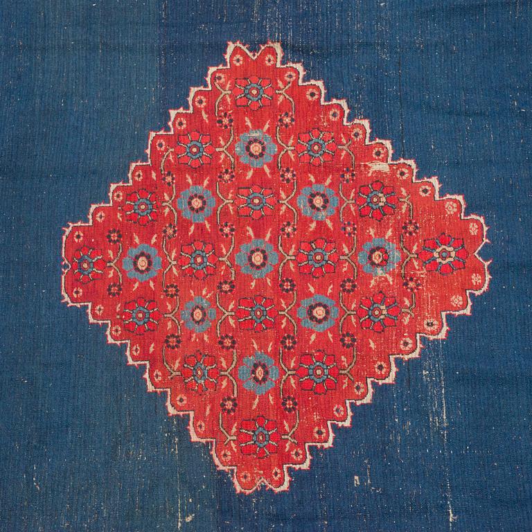 Matta, antik Doroshk, nordöstra Persien, ca 490 x 353 cm.