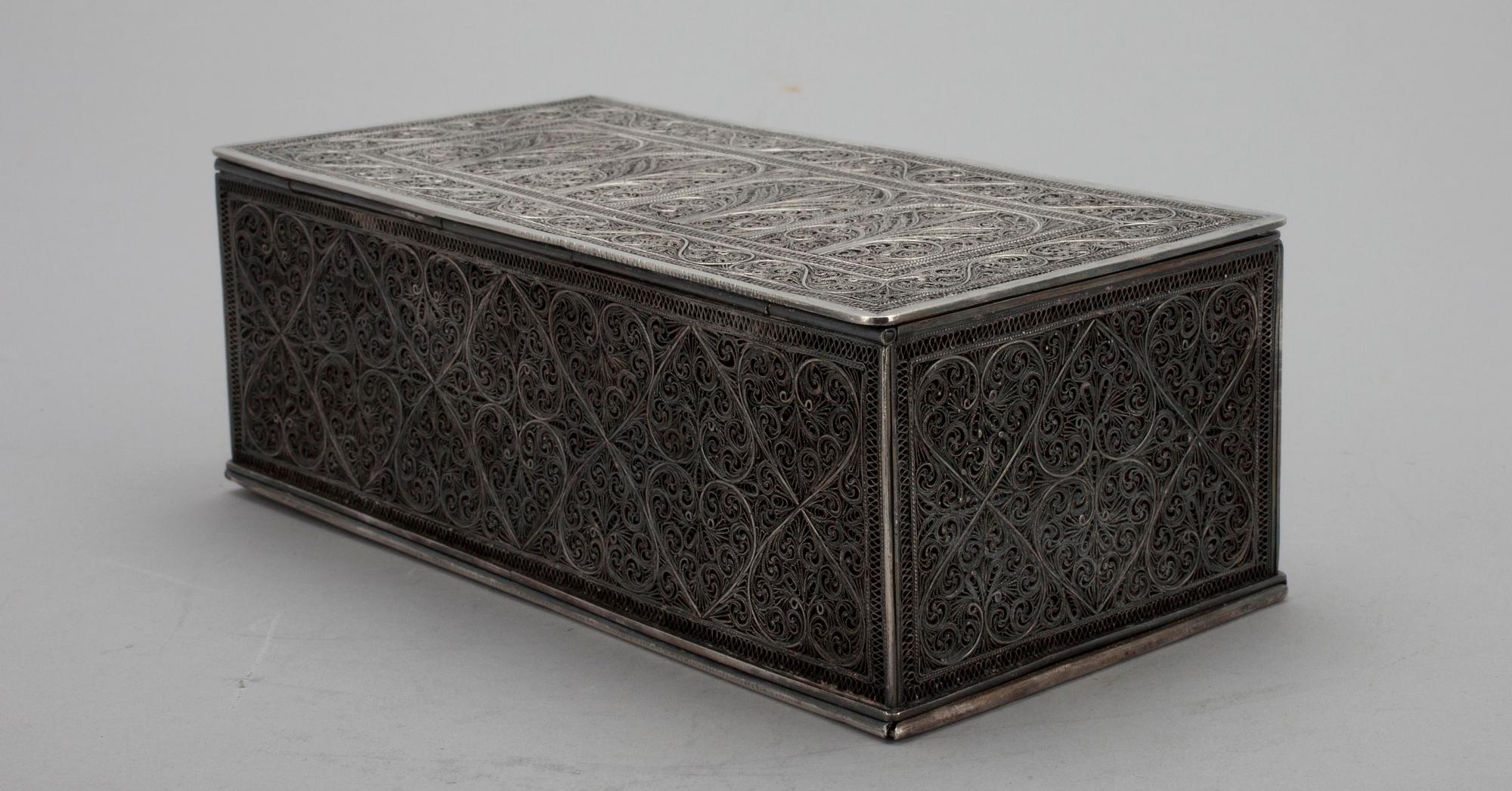 SKRIN, silver, finska importstämplar, Helsingfors 1967. Vikt 622 g.