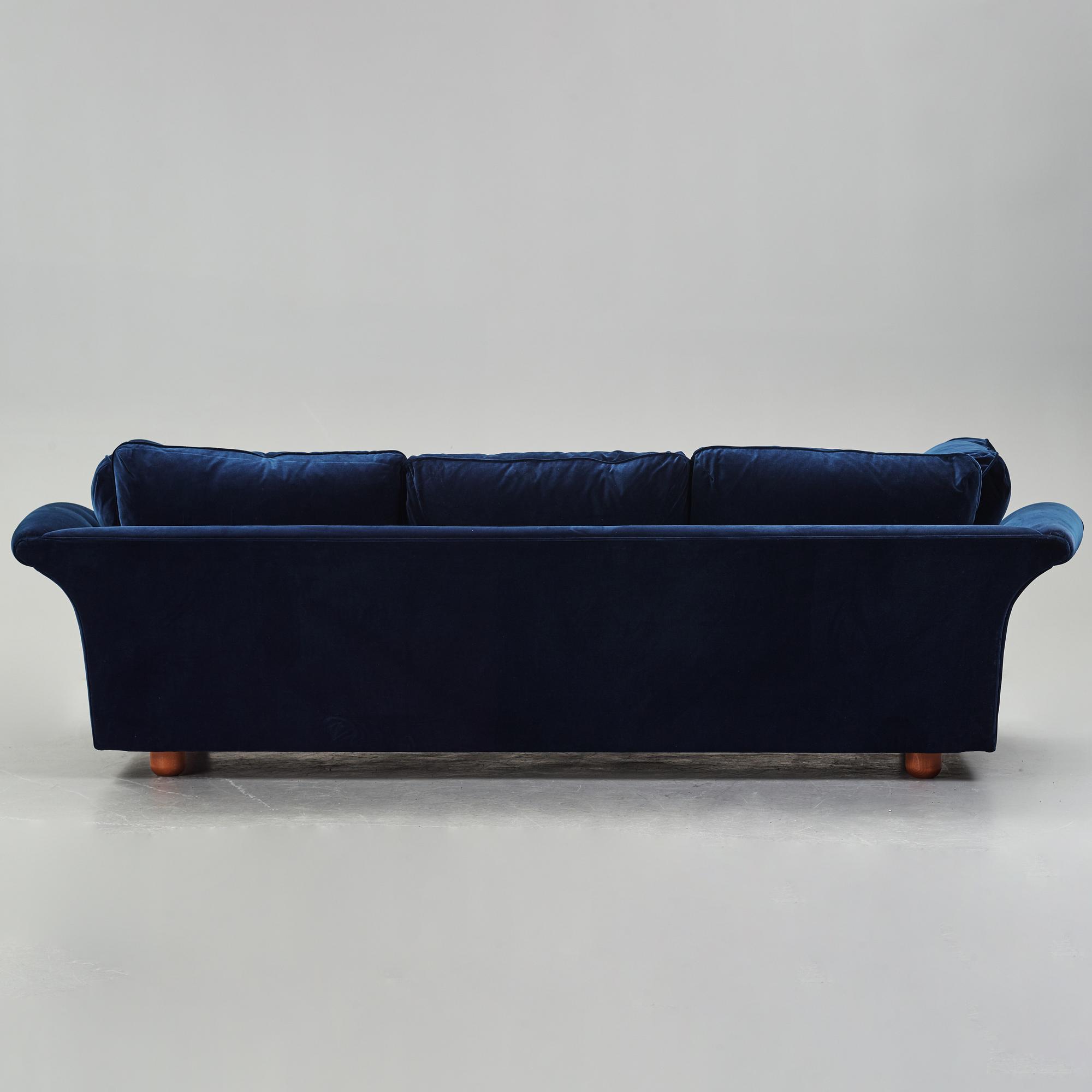 JOSEF FRANK, "Liljevalchssoffan", Firma Svenskt Tenn, 2020.