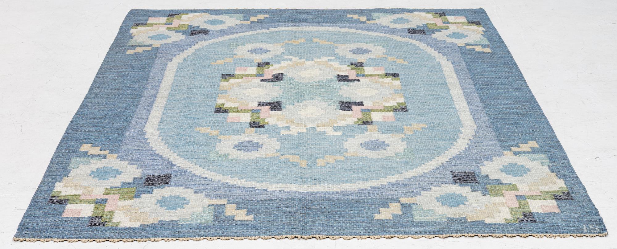 Ingegerd Silow, Rug, "Malmsjön" flat weave, signed IS, approx. 230 x 170 cm.