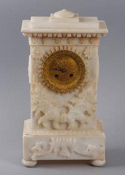 BORDSUR, alabaster, 1800-tal.