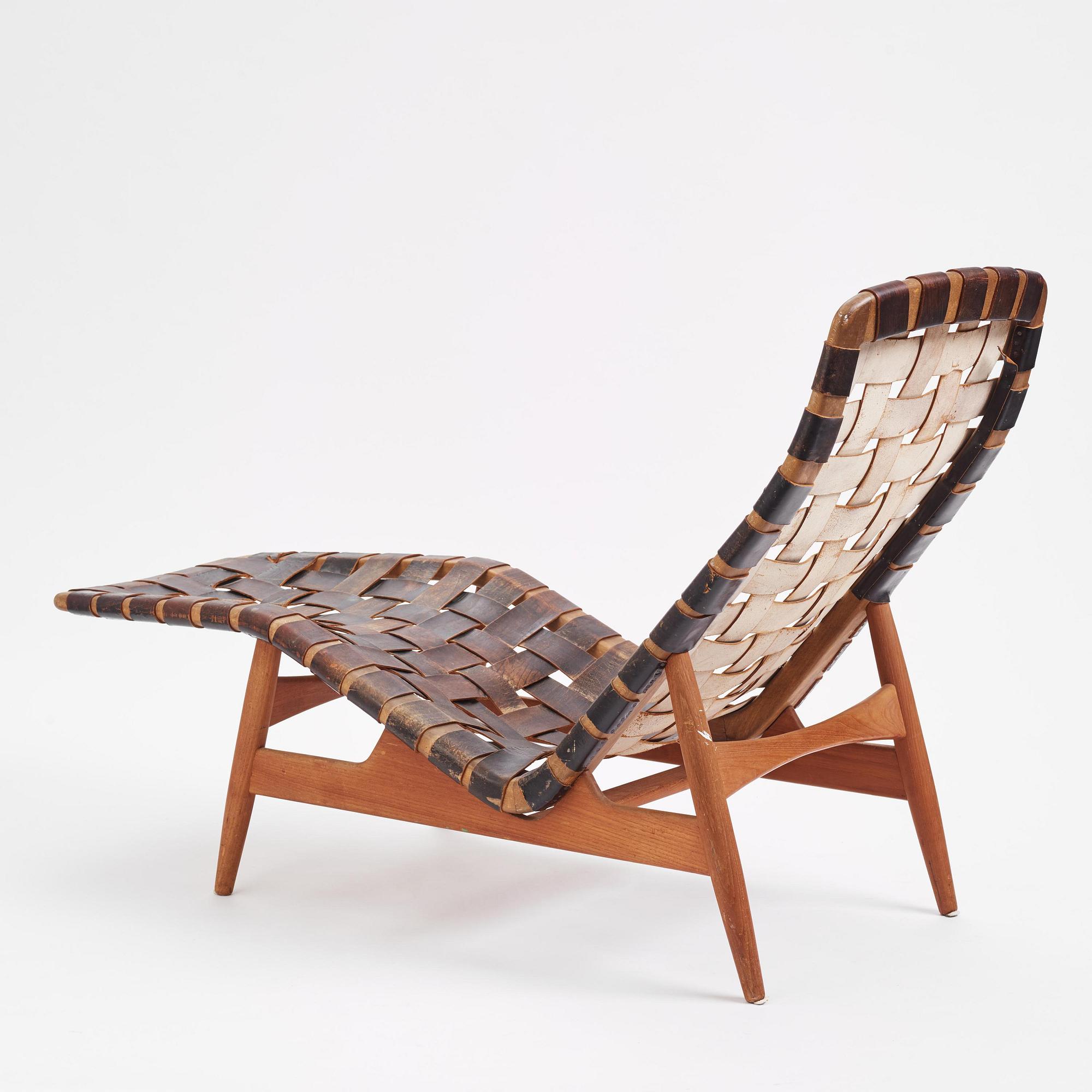 Arne Vodder, a teak lounge chair, Bovirke, Denmark, 1950s.