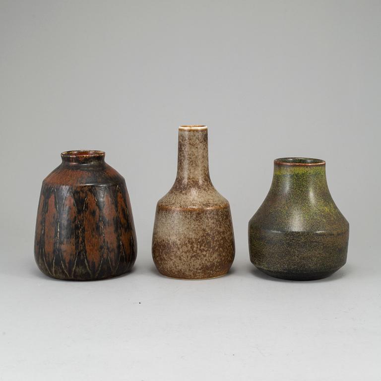 CARL-HARRY STÅLHANE, 3 stoneware vases, Rörstrand, Sweden, mid 20th century.