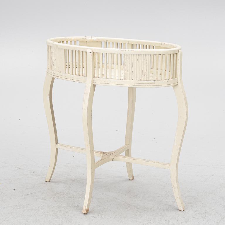 Flower table, 20th century.