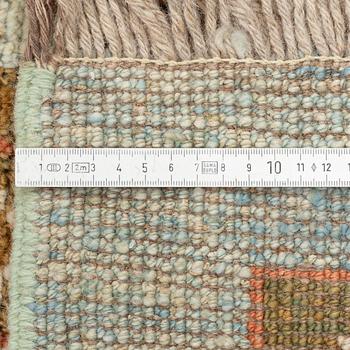 Matta, persisk, Sultanabad / Arts and Crafts mönster, 433 x 405 cm.