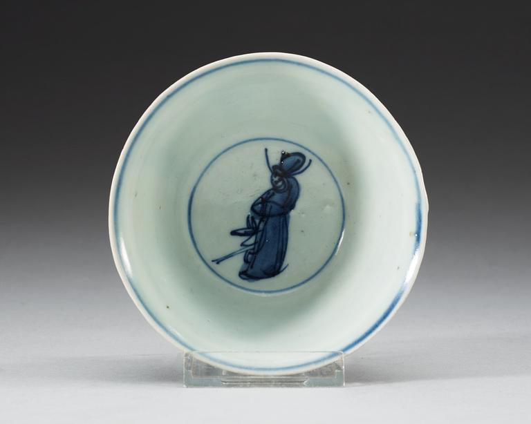 A blue and white bowl, Ming dynasty.