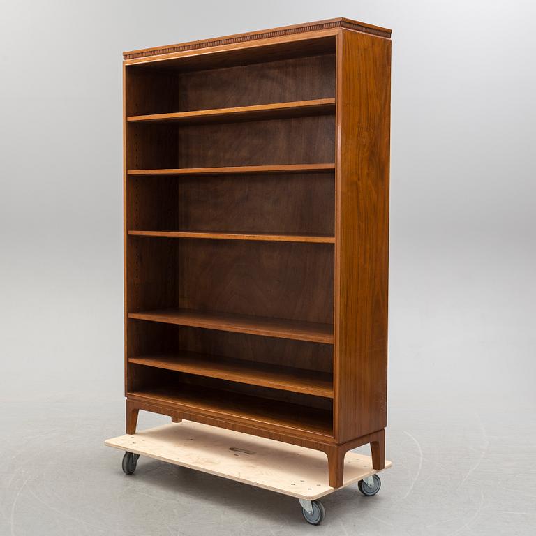 BOKHYLLA, 1900-talets mitt.