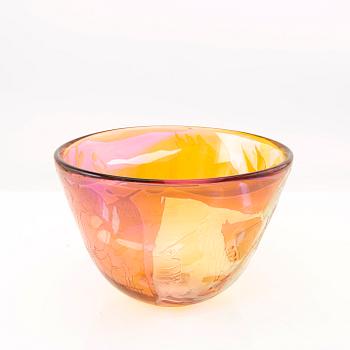 Ann Wärff, skål Kosta signerad och numrerad.