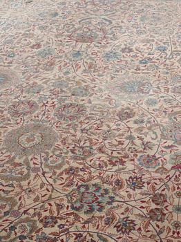SEMIANTIK KIRMAN. 691 x 318 cm.