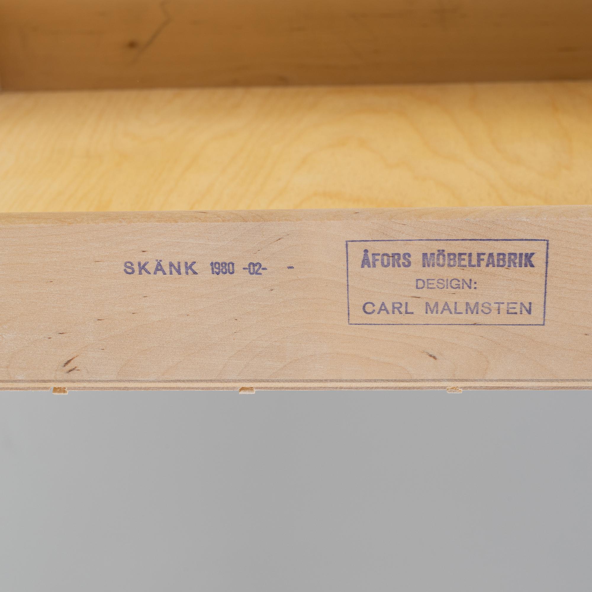 Carl Malmsten, sideboard, "Herrgården", Åfors Möbelfabrik, daterad 1980.