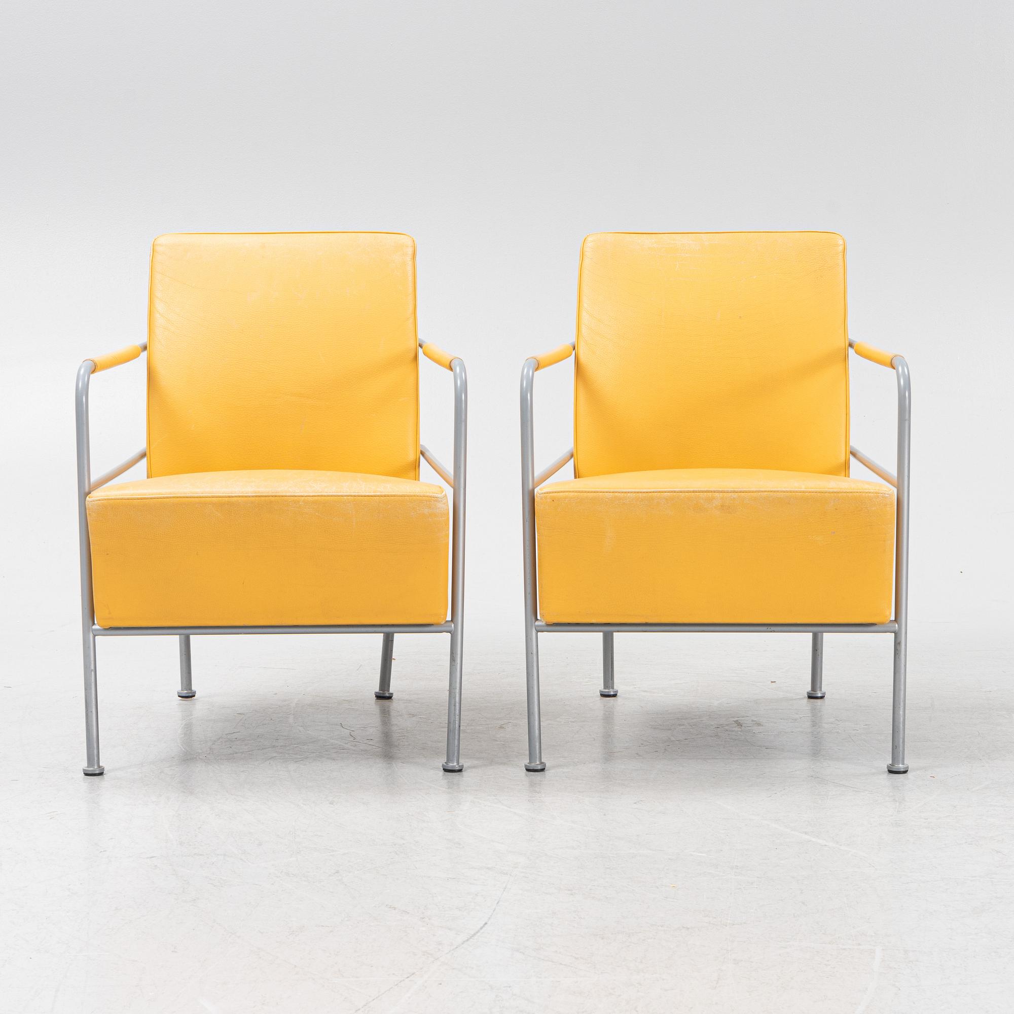 Gunilla Allard, fåtöljer, ett par, "Cinema", Lammhults, daterade 1999.