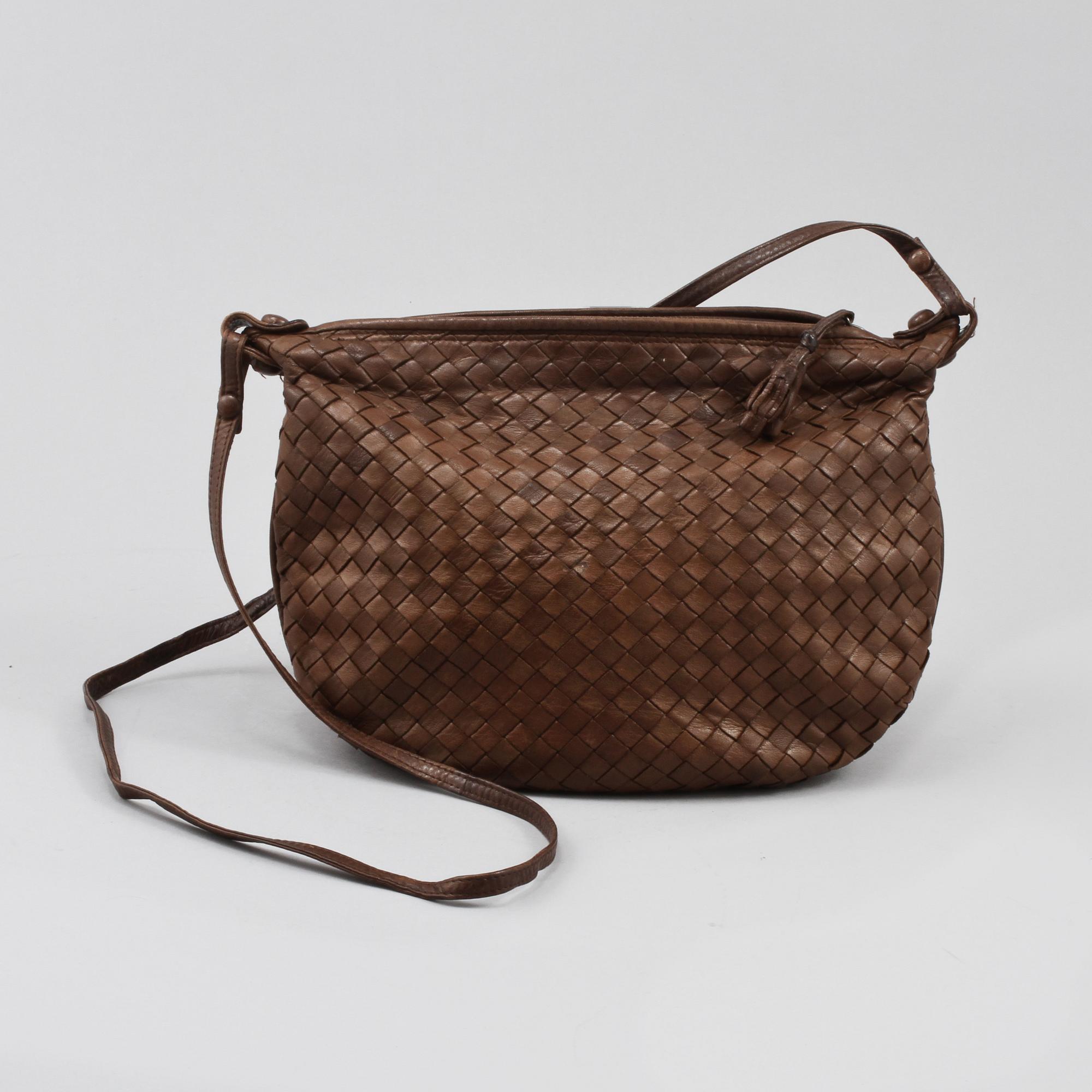 VÄSKA, Bottega Veneta.