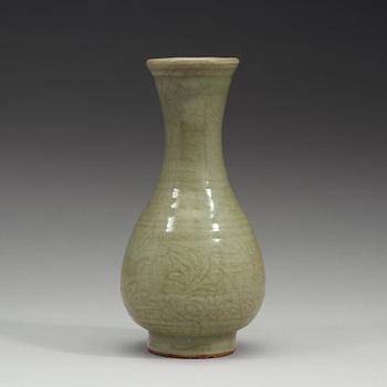 A celadon glazed vase, Ming dynasty (1368-1644).