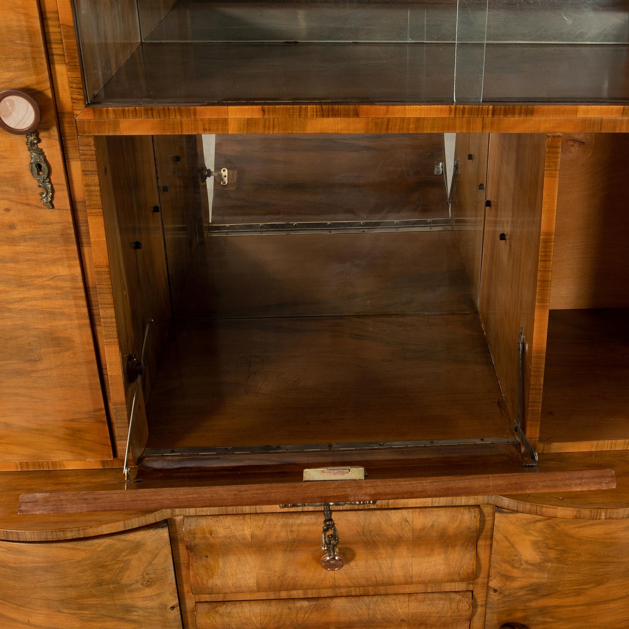 Cabinet/Chest of drawers, first half of the 20th century.