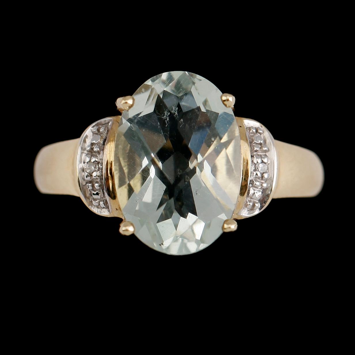 RING, 10 k guld, turkosblå kvarts samt mindre diamanter.