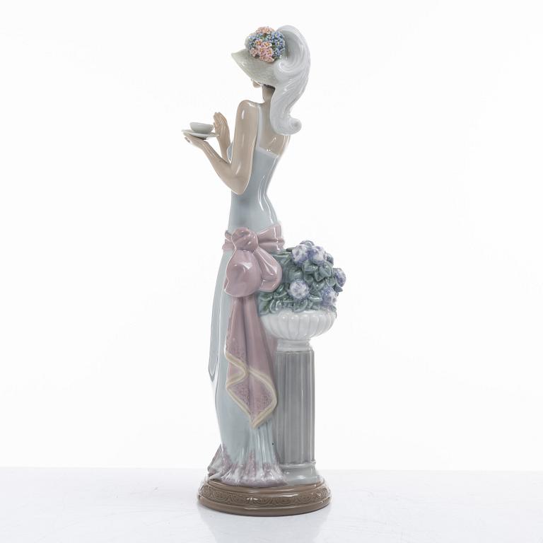 Juan Huerta, a 'Tea Time' figurine, Lladrò, Spain, 1988-98.