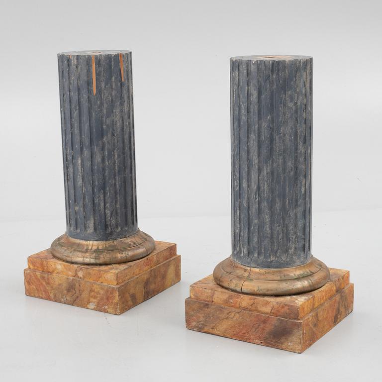 Columns, a pair, first half of the 20th century.