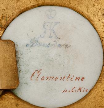 SKÄRPSPÄNNE, märkt Kiesel Dresden, 1800-tal.