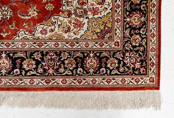 Rug, silk Ghom, approx. 200 x 140 cm.