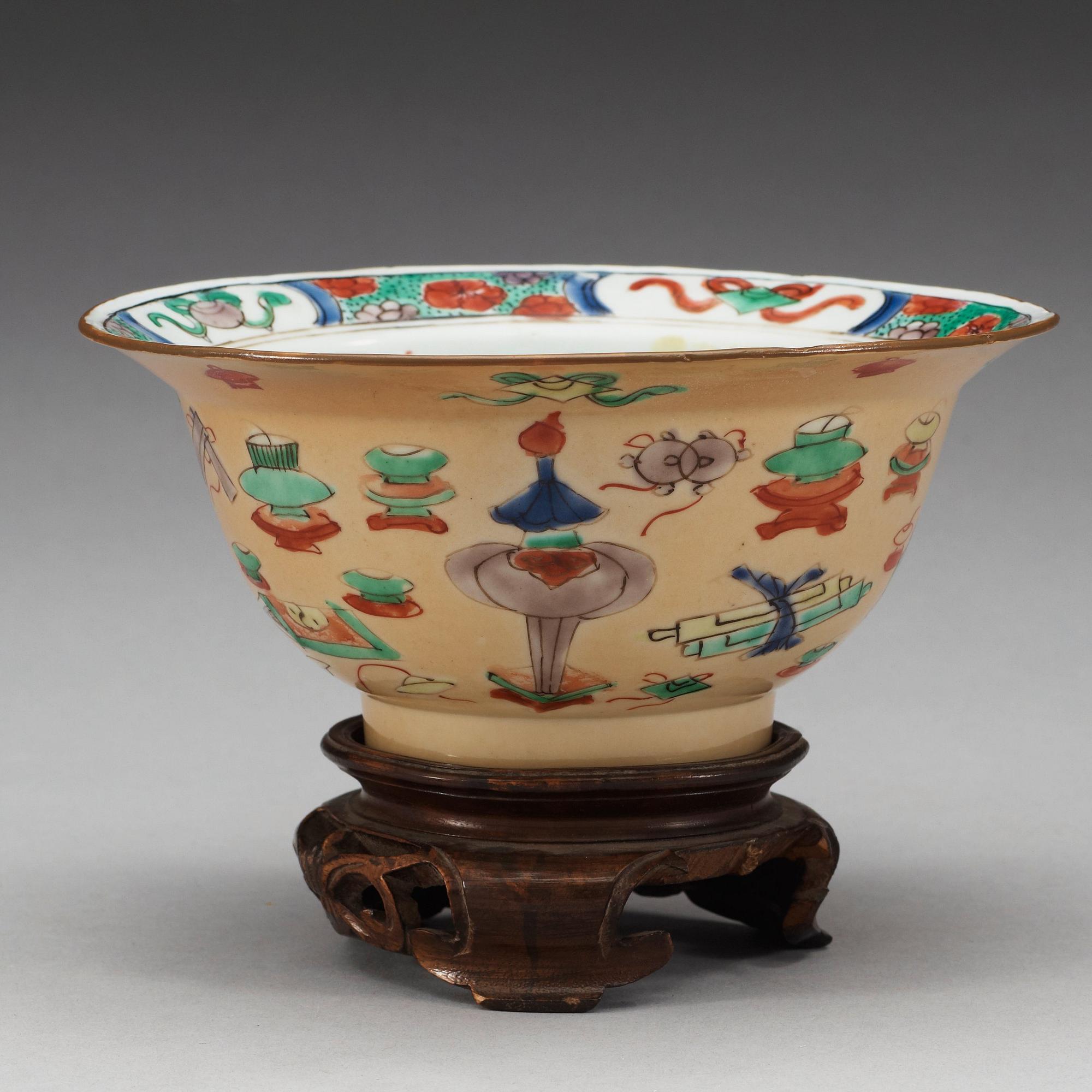 SKÅL, porslin. Qing dynastin, Kangxi (1662-1722).