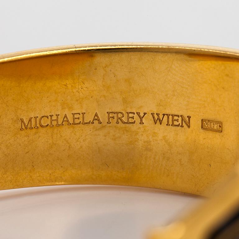 Michaela Frey, armband och halssmycke, förgylld metall, emalj.