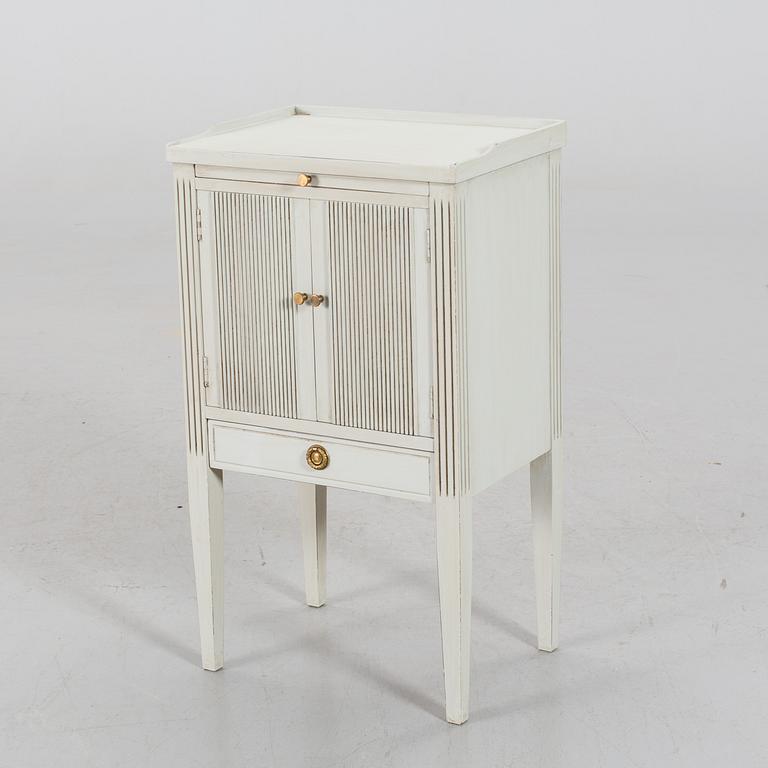 A LATE GUSTAVIAN STYLE NIGHT STANDS FROM THE SECOND HALF OF 20TH CENTURY.