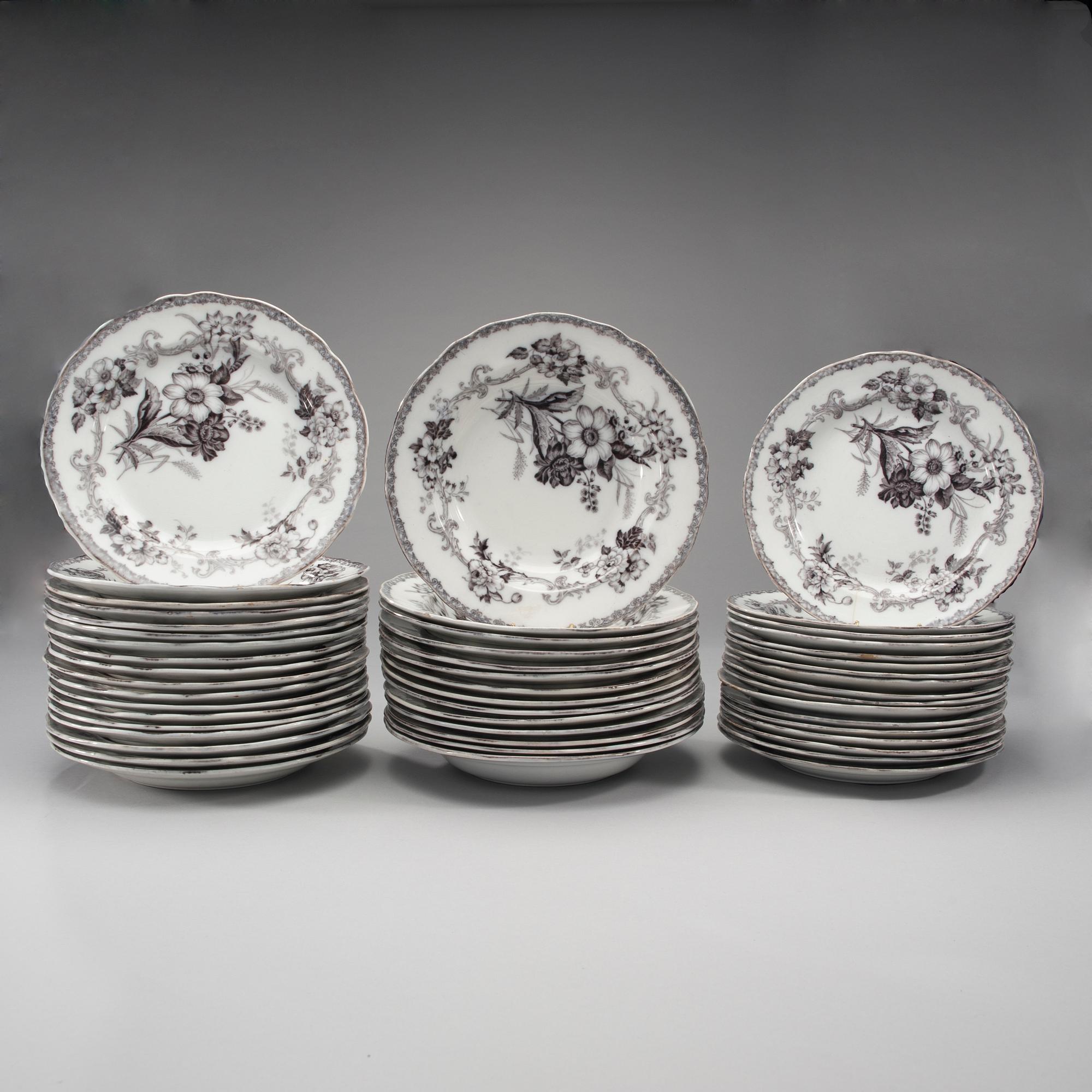 SERVIS, 58 delar, flintgods, "Osborne" sekelskiftet 1800/1900.