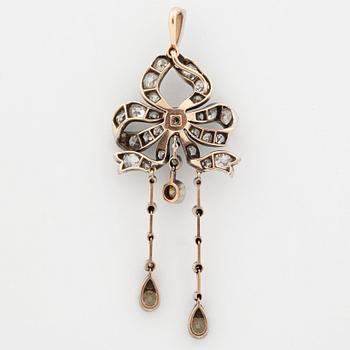 A old- and rosecut diamond pendant. Probably 1860s.