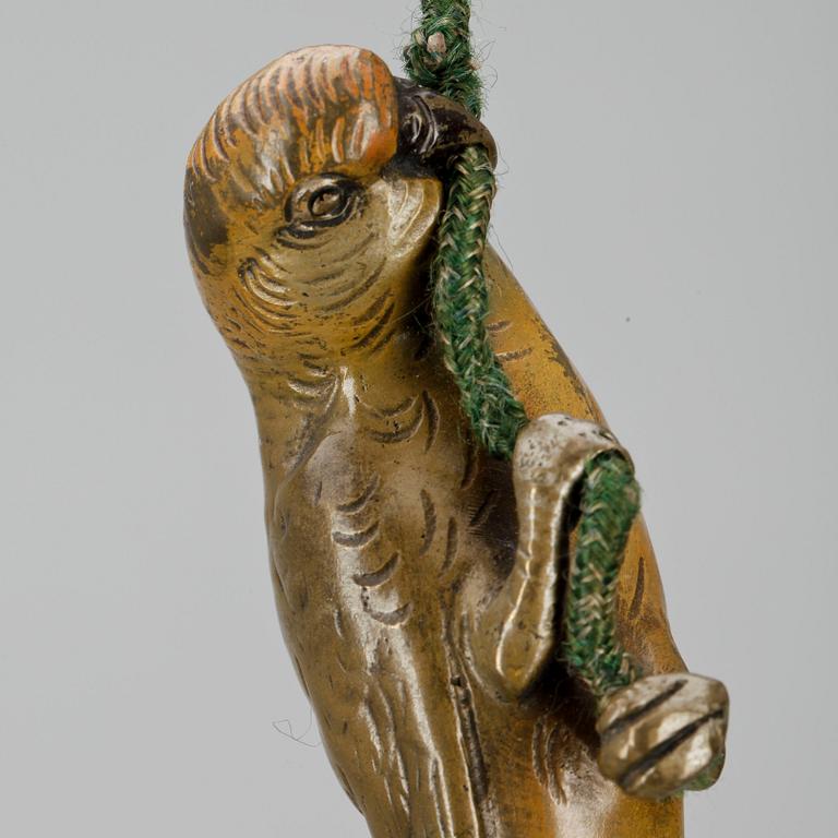 FIGURIN, wienerbrons, omkring 1900.