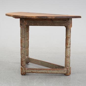 A swedish 19th century table.