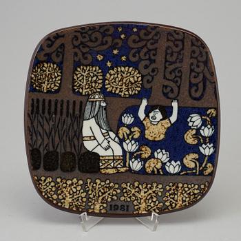 A set of twelve Arabia stoneware Year Plates with motifs from Kalevala design Raija Uosikkinen.
