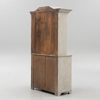 Skänkskåp, 1800-talets första hälft.