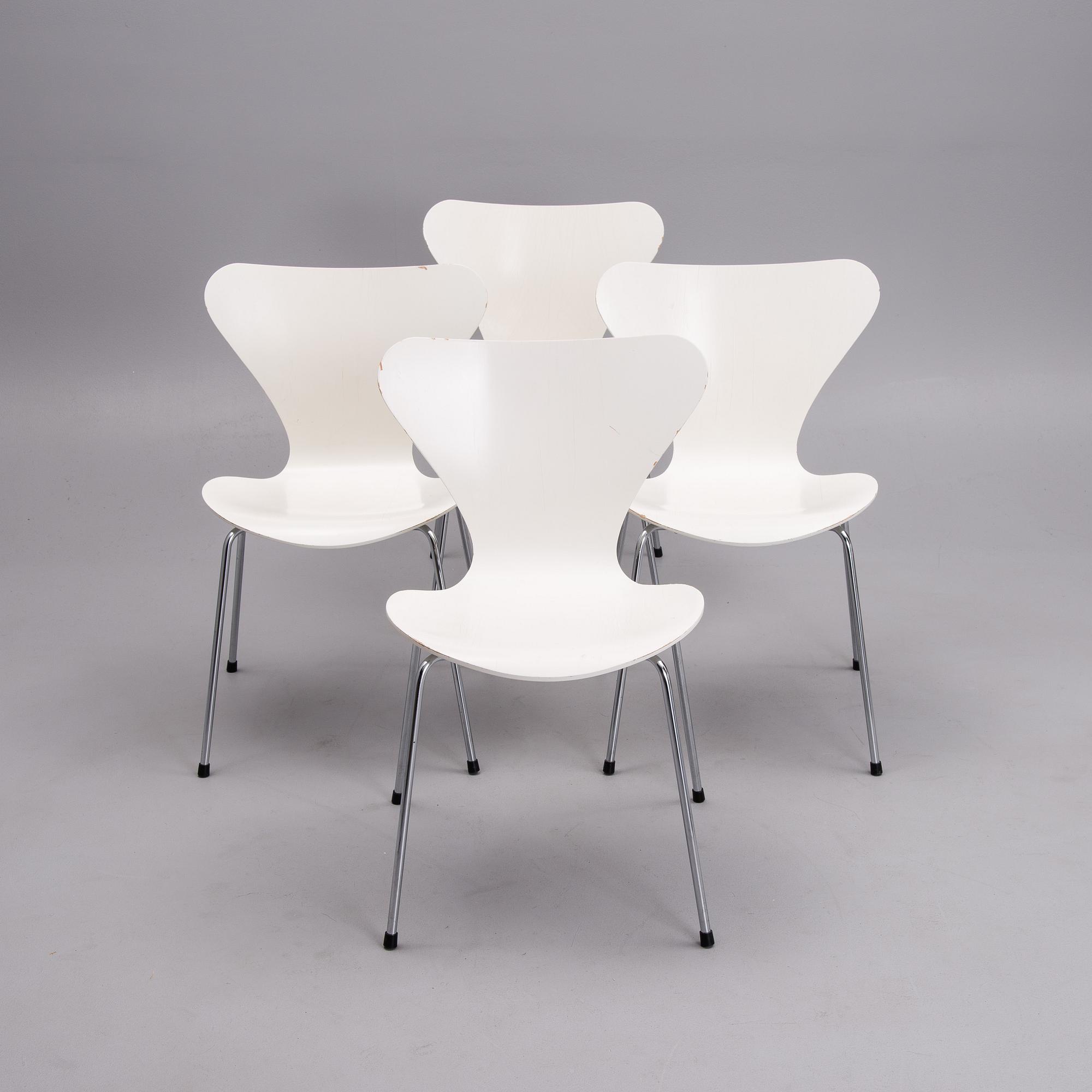 STOLAR, 4 ST, "Sjuan", Arne Jacobsen, Fritz Hansen, Danmark, 1980-tal.