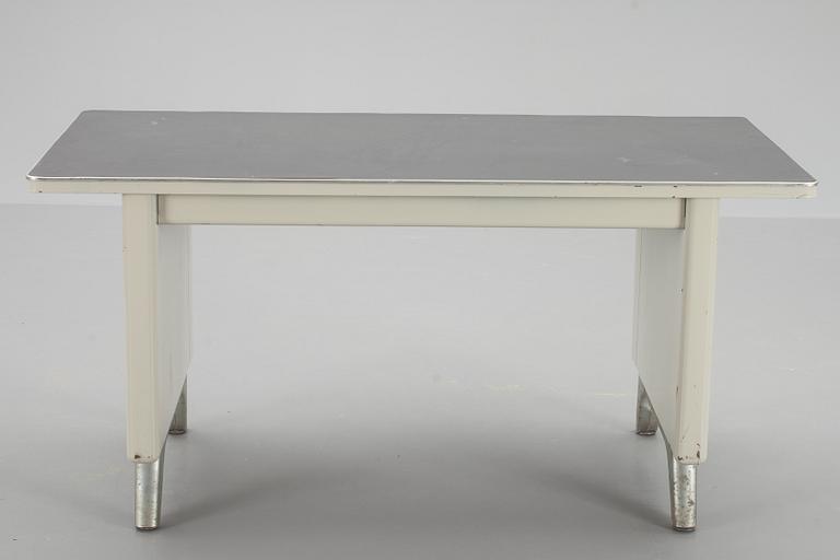 SKRIVBORD, industri, USA 1900-talets mitt.