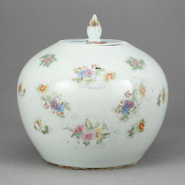 BOJAN, porslin, Kina, 1800-tal.