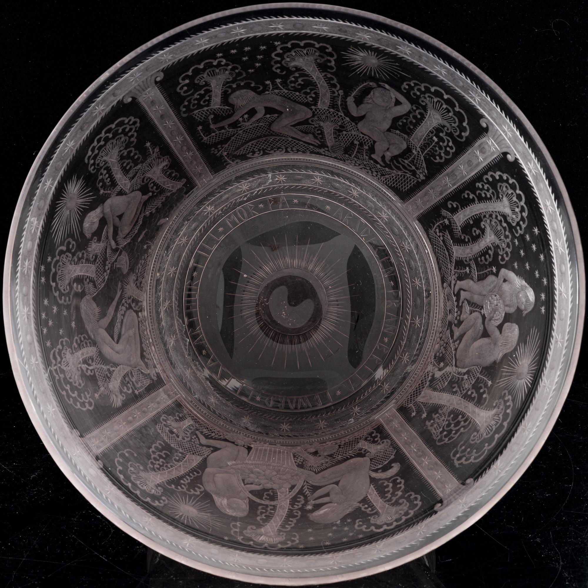 Edward Hald, an engraved glass bowl, Orrefors, 1920, model 147, provenance Edward Hald.