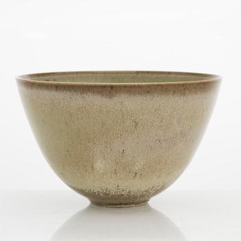 Friedl Holzer-Kjellberg, A stoneware bowl signed -F.H.Kj-.