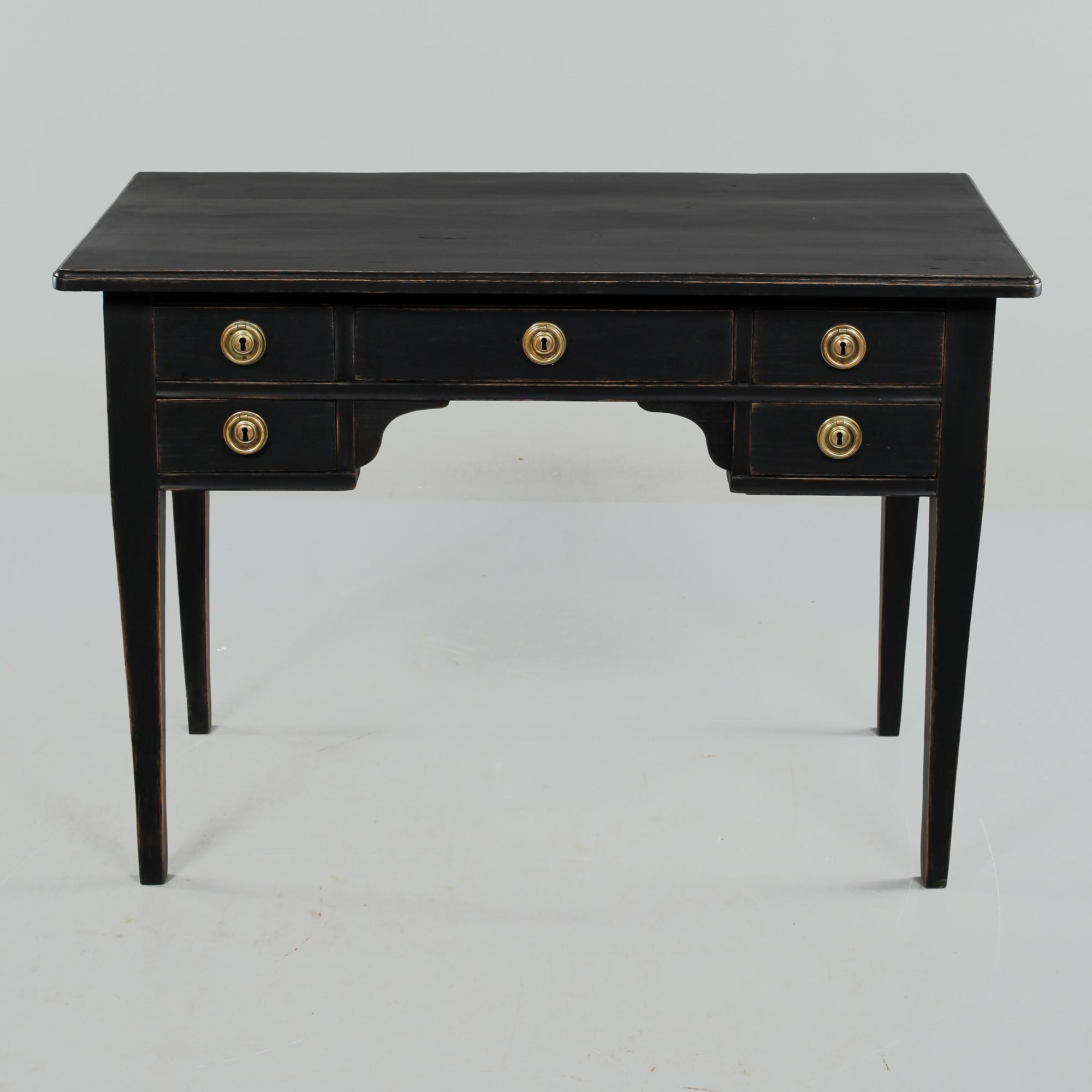 SKRIVBORD, sengustaviansk stil, 1900-talets första hälft.