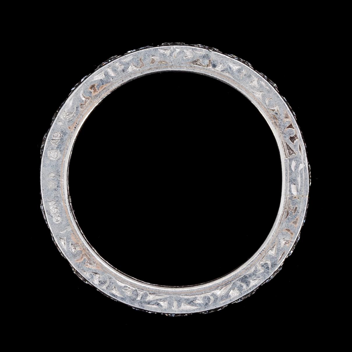RING, sk eternityring, briljantslipade diamanter, tot. ca 2.50 ct.