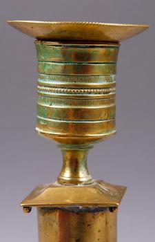 LJUSSTAKAR, ett par, sengustavianska, 1700/1800-tal.